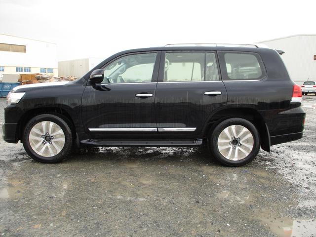 2019 Toyota LAND CRUISER VXR