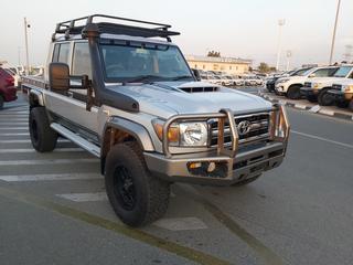 2018 Toyota LAND CRUISER DOUBLE CAB