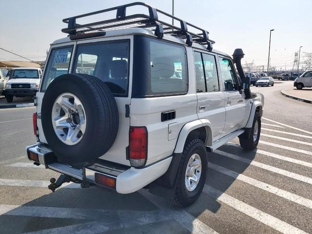 2018 Toyota Land Cruiser