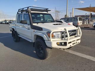 2018 Toyota LAND CRUISER DOUBLE CAB