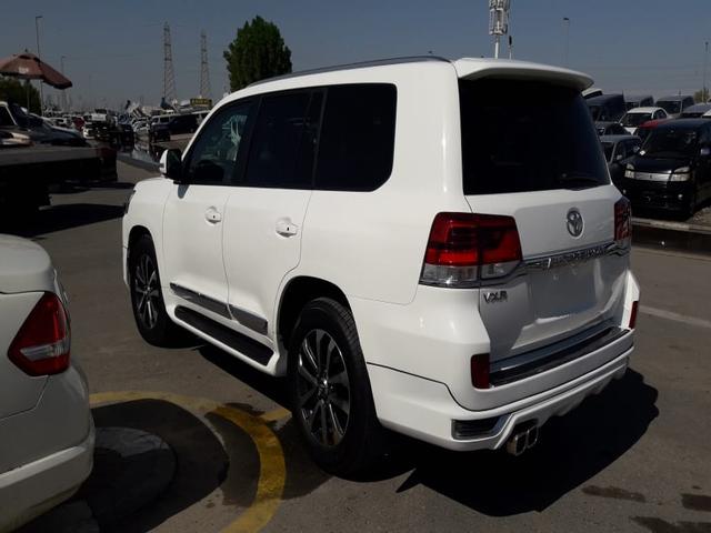 2014 Toyota Land Cruiser