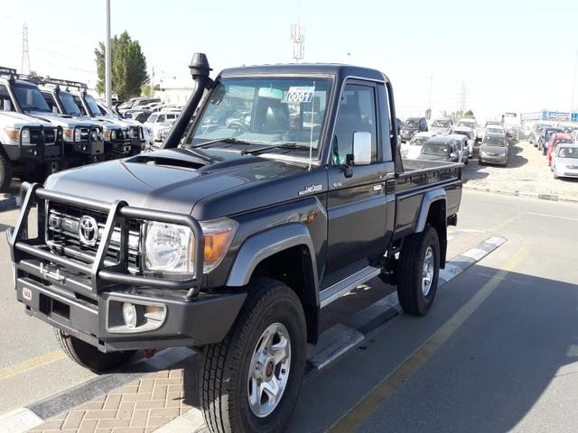 2013 Toyota Land Cruiser