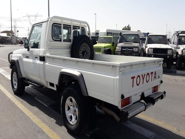 2016 Toyota Land Cruiser