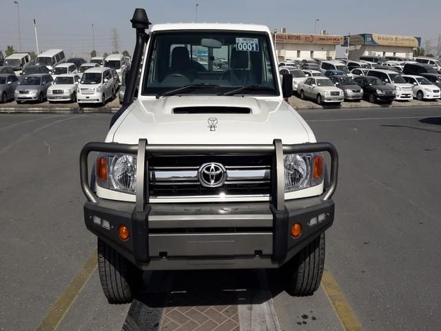 2016 Toyota Land Cruiser