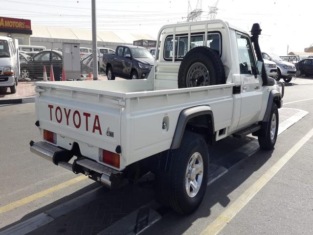 2016 Toyota Land Cruiser