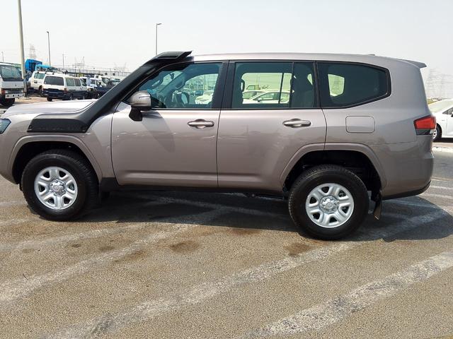 2025 Toyota LAND CRUISER 300 SERIES