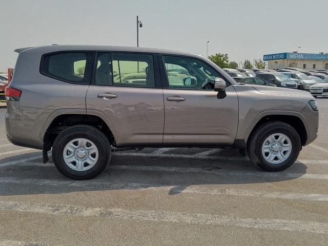 2025 Toyota LAND CRUISER 300 SERIES