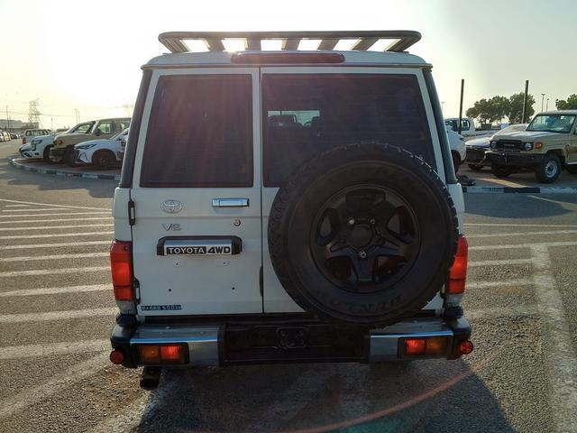 2015 Toyota LAND CRUISER 5D HARDTOP