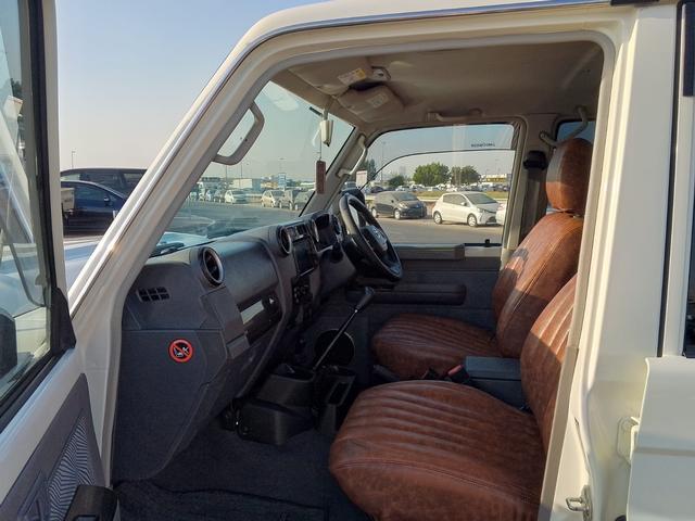 2015 Toyota LAND CRUISER 5D HARDTOP