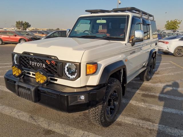 2015 Toyota LAND CRUISER 5D HARDTOP