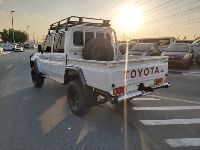 2015 Toyota Land Cruiser p/up