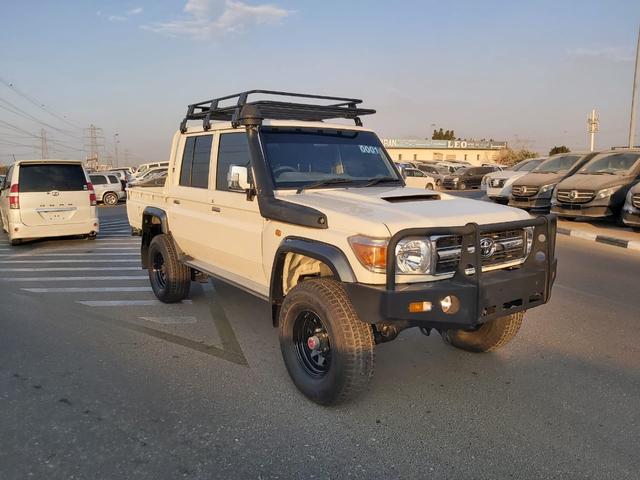 2015 Toyota Land Cruiser p/up