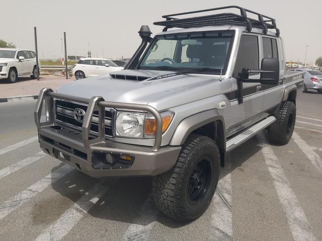 2018 Toyota LAND CRUISER DOUBLE CAB