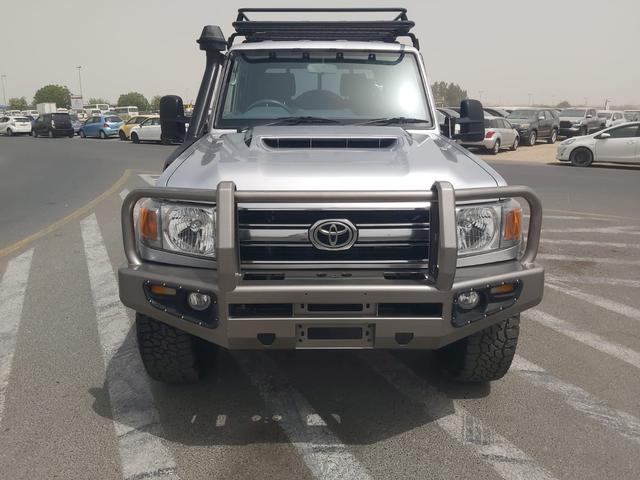 2018 Toyota LAND CRUISER DOUBLE CAB