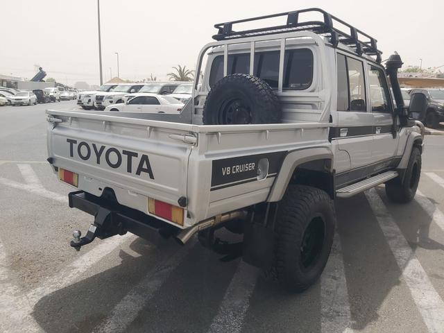 2018 Toyota LAND CRUISER DOUBLE CAB
