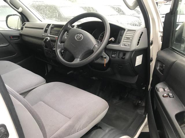 2008 Toyota Hiace