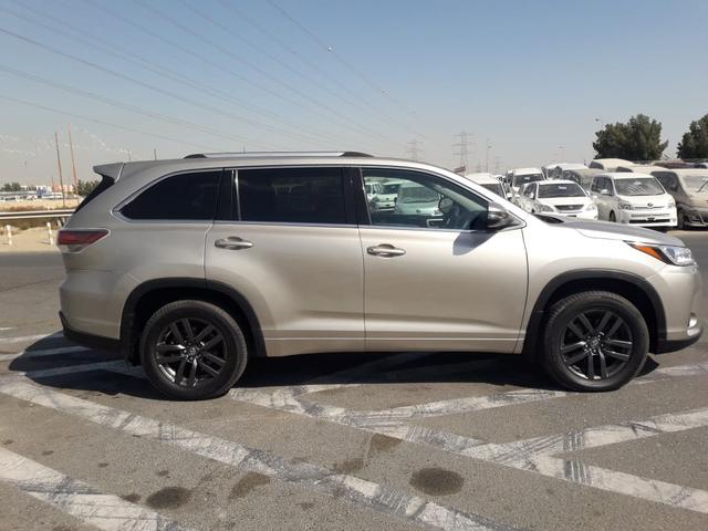 2014 Toyota Kluger