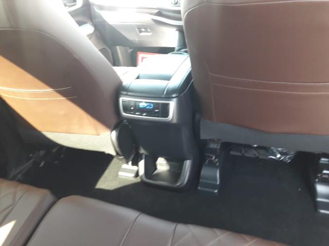 2014 Toyota Kluger