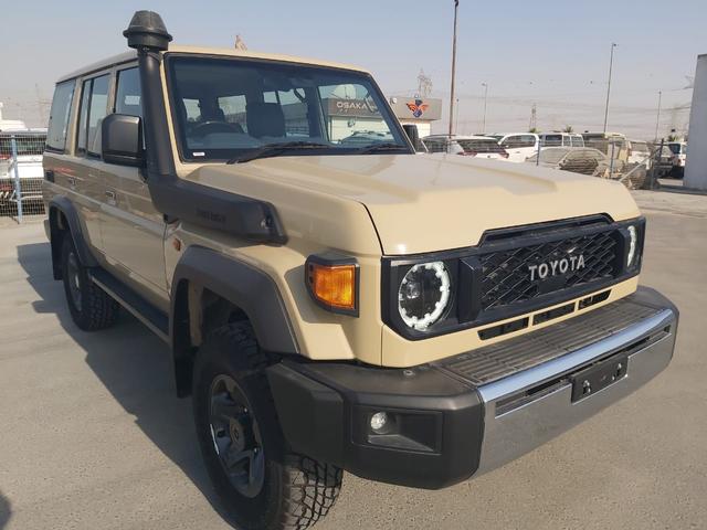 2025 Toyota LAND CRUISER 5D HARDTOP