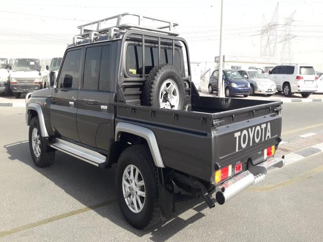 2015 Toyota Land Cruiser p/up