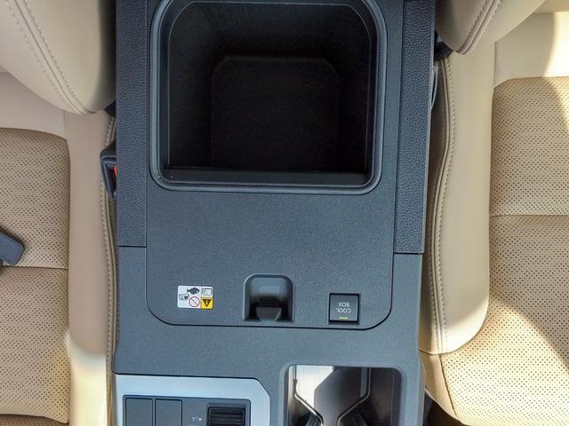 2025 Toyota LAND CRUISER PRADO VX LTD