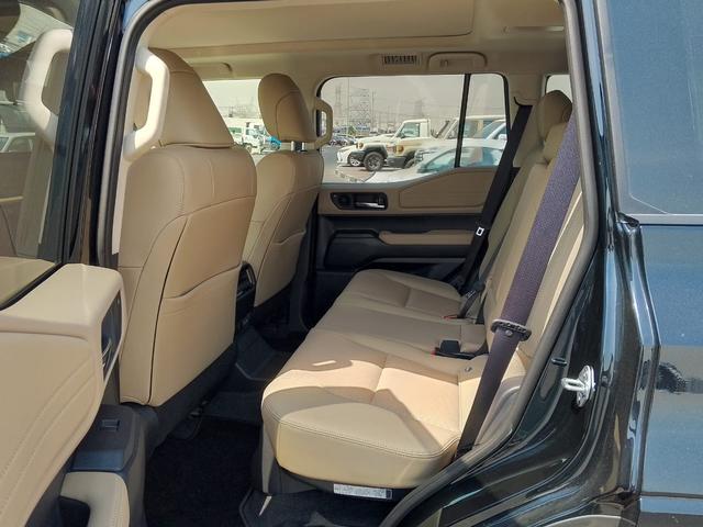 2025 Toyota LAND CRUISER PRADO VX LTD