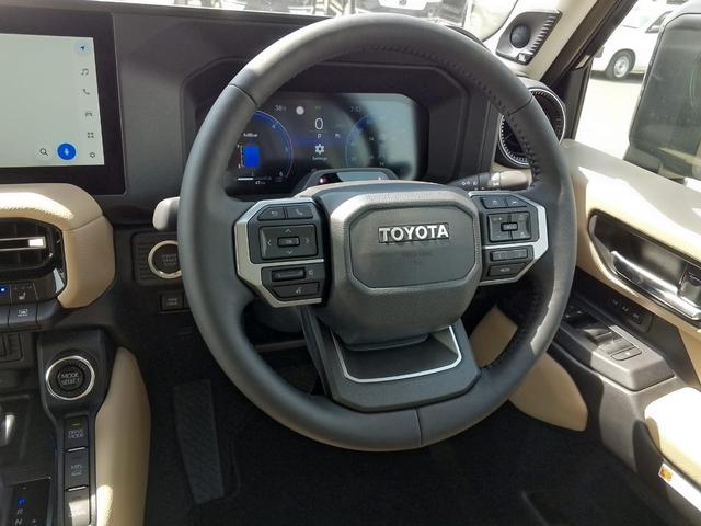 2025 Toyota LAND CRUISER PRADO VX LTD