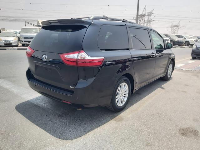 2015 Toyota Sienna