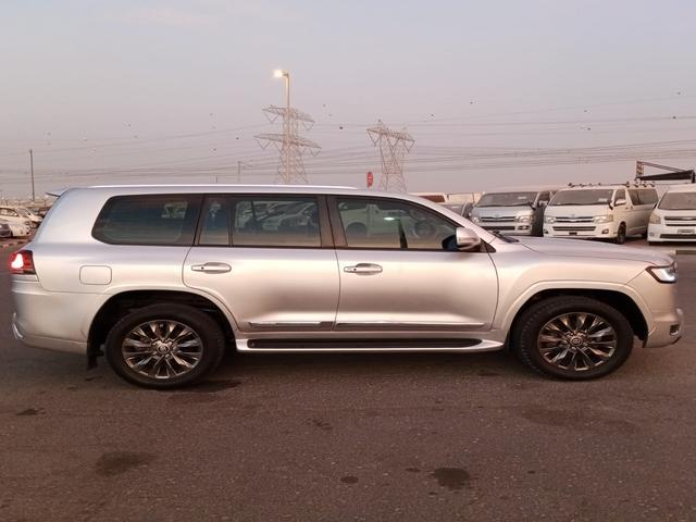 2012 Toyota Land Cruiser
