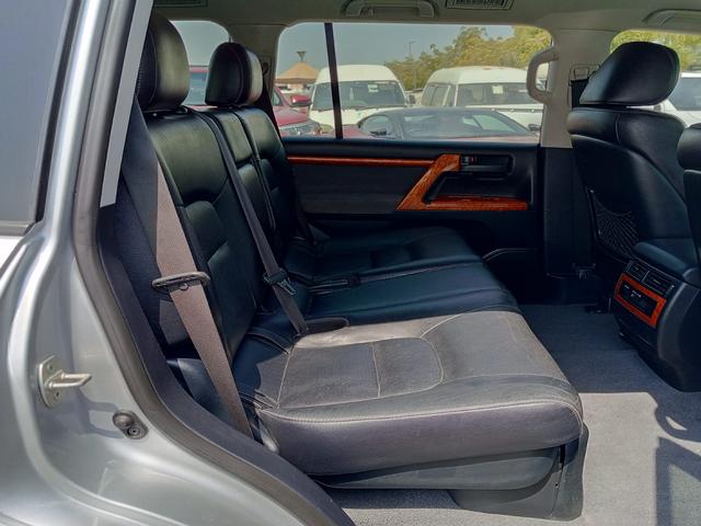2012 Toyota Land Cruiser