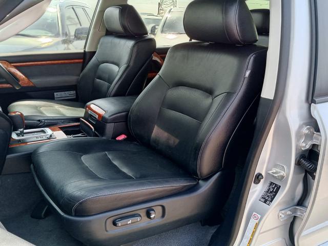 2012 Toyota Land Cruiser