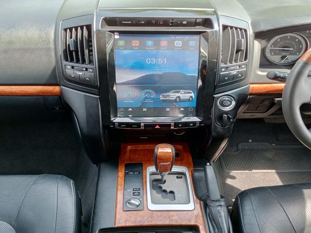 2012 Toyota Land Cruiser