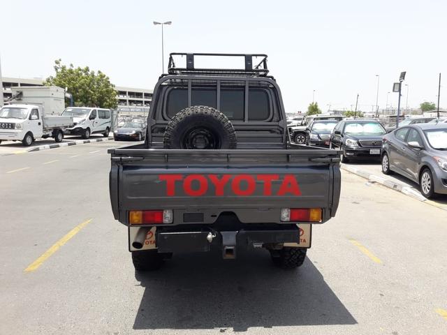 2013 Toyota Land Cruiser