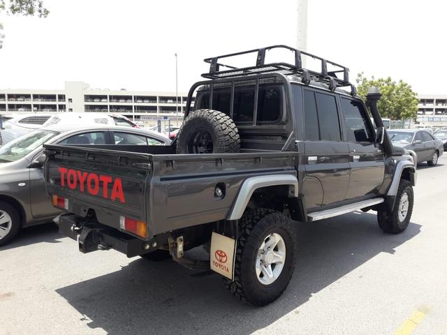 2013 Toyota Land Cruiser