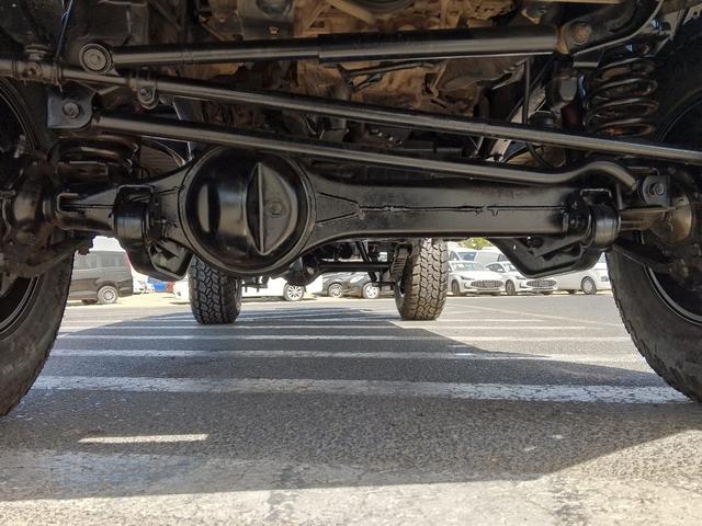 2010 Toyota Land Cruiser p/up