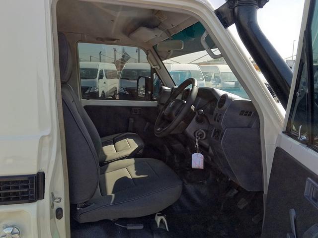 2010 Toyota Land Cruiser p/up