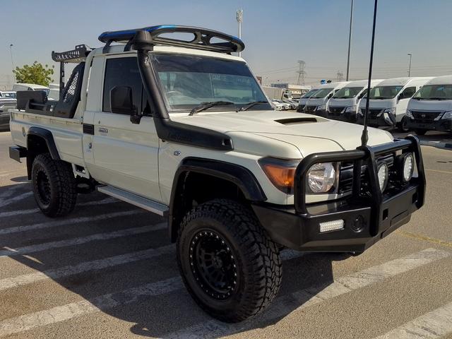 2010 Toyota Land Cruiser p/up