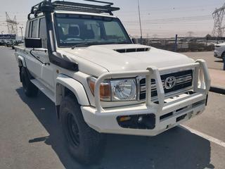 2018 Toyota LAND CRUISER DOUBLE CAB