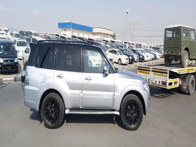 2016 Mitsubishi Pajero Sports