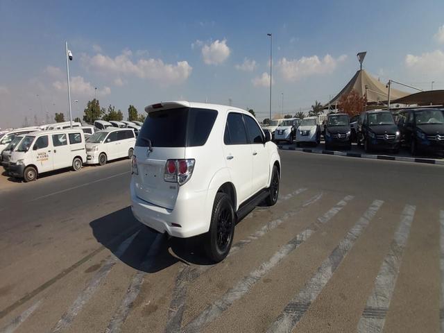 2014 Toyota Fortuner