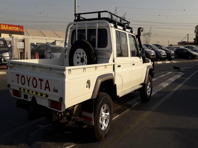 2013 Toyota Land Cruiser