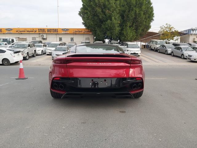 2018 Aston Martin DBS