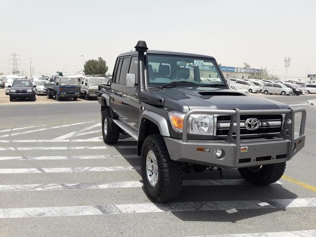 2013 Toyota Land Cruiser