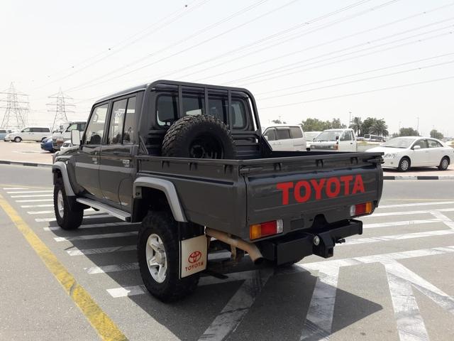 2013 Toyota Land Cruiser