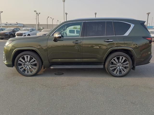 2025 Lexus LX500d