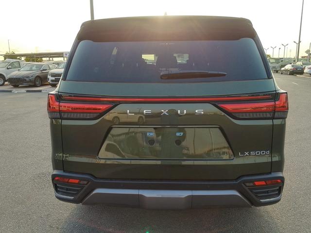 2025 Lexus LX500d